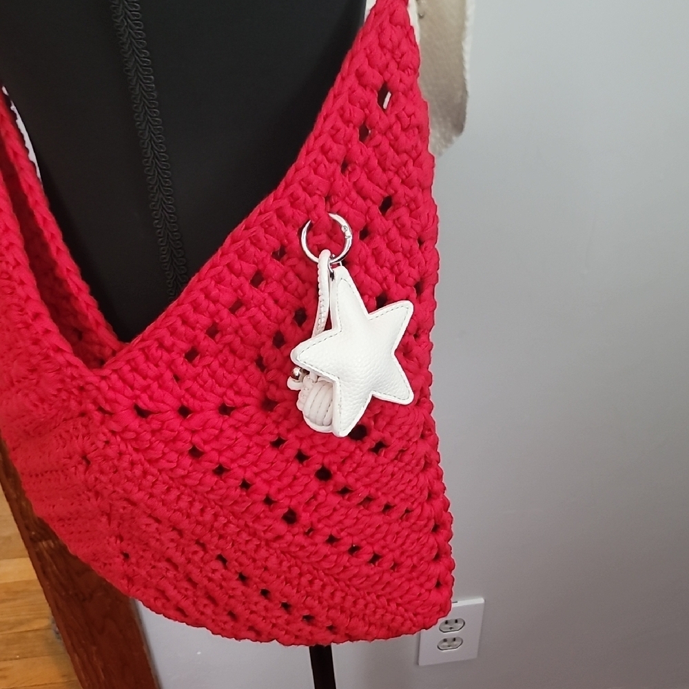 Handmade Red Crochet Shoulder Bag With White Star Bag Charm - Picture 2 of 11